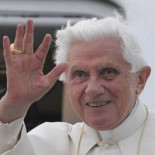 Benedicto XVI Dice que el sexo con niños en los 70 se veía como algo normal