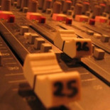 Informe de la LSE: Las descargas tienen un efecto sobre las ventas que es estadísticamente cercano a cero