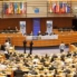 Bruselas expedienta a España por no controlar los sueldos de los banqueros