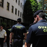 Teddy Bautista en calabozo de guardia civil de Tres Cantos (Madrid)