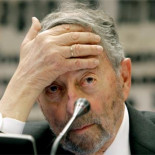 Oliart presenta su dimisión como presidente de RTVE