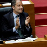 Camps seguirá siendo 'Molt Honorable' y podrá contar con chófer, escolta y dos asesores