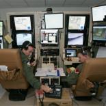 Matando con un click del ratón desde la oficina, 10 Fotos (GER)