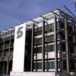 La cúpula de Telecinco pierde 32 millones en 'stock options' por el desplome de la acción