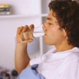 Meter el dedo en el ano corta el hipo