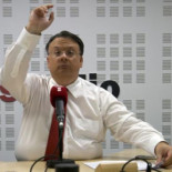 Interrumpen a César Vidal para hacerle un control de alcoholemia [HUMOR]