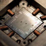 Microprocesador cuántico con arquitectura de Von Neumann