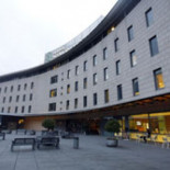 Unos obreros le dan una paliza al jefe por no pagarles el salario [Cat]