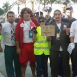 Jóvenes disfrazados de Gürtel son expulsados de la cabalgata de Carlet (Valencia)