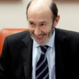 Rubalcaba: "tenemos que seguir con el turismo, recuperar la construcción, seguir haciendo viviendas, rehabilitar""