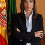 Las prisas de una alcaldesa preocupada por su familia