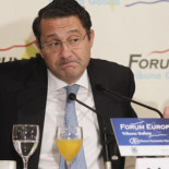 El alcalde de Santiago de Compostela monta un espectáculo bochornoso en la Ópera