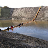 Puente para peatones "invisible" en Holanda