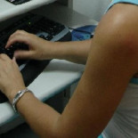 Las bases del PSOE muestran su hartazgo en las redes sociales