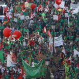 Hasta un año de cárcel por votar vestido de verde