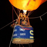 La cadena Ser protesta retransmitiendo el Mallorca-Racing desde un globo