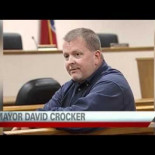 EE.UU: Bomberos dejan que una casa se queme porque la dueña no había hecho el pago anual de protección (ENG)