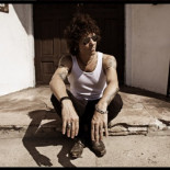 Unos ladrones entran en casa de Bunbury y le roban su próximo disco