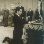 Jurando cargo ante la constitución, ante el rey… ¿y ante cristo?