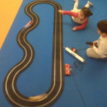 ¿Quién tiene ventaja en el scalextric?