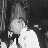 Envían información para encausar a Fraga por crímenes del franquismo