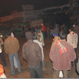 El temor a convertirse en estatua de piedra mantiene despiertos a cientos de personas en varias ciudades de la India