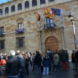 "Si los jóvenes no tienen trabajo e Isabel Carrasco suma 13 empleos, algo no va bien"