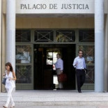 La Policía 'caza' a tres vigilantes que llevaban años robando en el juzgado