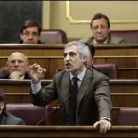 Izquierda Unida quiere sacar a la familia real de su "limbo jurídico"