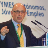 El Gobierno exigirá 'responsabilidades penales' a los dirigentes que incumplan con el gasto