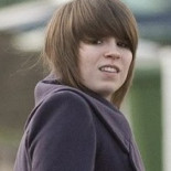 Se vestía de hombre para tener sexo con sus amigas