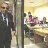 Carlos Fabra: 'No me iré por más que lo pidan cuatro inútiles'