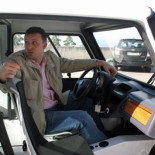 Sin ruido, sin impuestos, sin emisiones... El primer vehículo eléctrico español