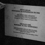 "La cuña negra": primer monumento a la desobediencia civil