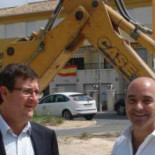 Un despiste del alcalde permite que la oposición le retire el sueldo en un pleno