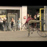 Pulsa el botón para añadir drama