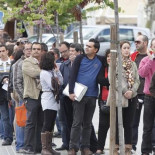 Mi marido se quitó la vida hace 20 días por la crisis. Por favor, seguid luchando