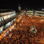 La Policía impide al movimiento 15M instalar una mesa de información en Sol