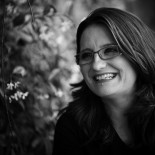 Mónica Oltra: “La crisis es una estafa a gran escala”