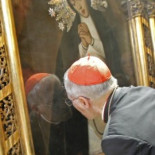 Dardo de Cáritas a Rouco Varela: "Yo animo a los cardenales a que aunque sea sólo un euro no dejen de darlo"