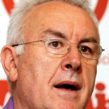 "Estamos ante la mayor crisis-estafa desde la transición"