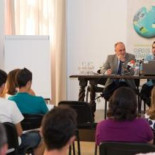 Alberto Garzón: "Estamos ante un golpe de Estado democrático"