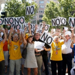 El Gobierno abre la puerta al despido de los funcionarios que rechacen un traslado y recorta el sueldo a las bajas
