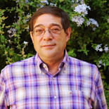 "Los grandes bancos y empresas que apoyaron el golpe militar de Franco siguen mandando en España"