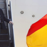 La cena de Mariano Rajoy en el vuelo a la Eurocopa de Polonia costó 1.000 euros