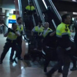 Los vigilantes privados de Renfe cargaron "ilegalmente" el 25-S