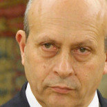 Día negro para José Ignacio Wert: La Generalitat, los padres y las redes sociales piden su cese