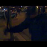 Brutalidad policial en Vigo por grabar con un móvil en la calle