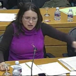 Mónica Oltra al PP: "El mundo es injusto porque personas como usted lo hacen injusto" [VAL]