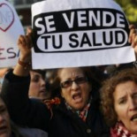 El PP de Madrid lanza campaña de propaganda en twitter y le sale el tiro por la culata